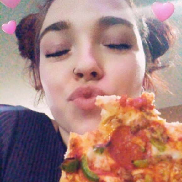 Meet your Posher, Dalylah - Picture 1 of 1